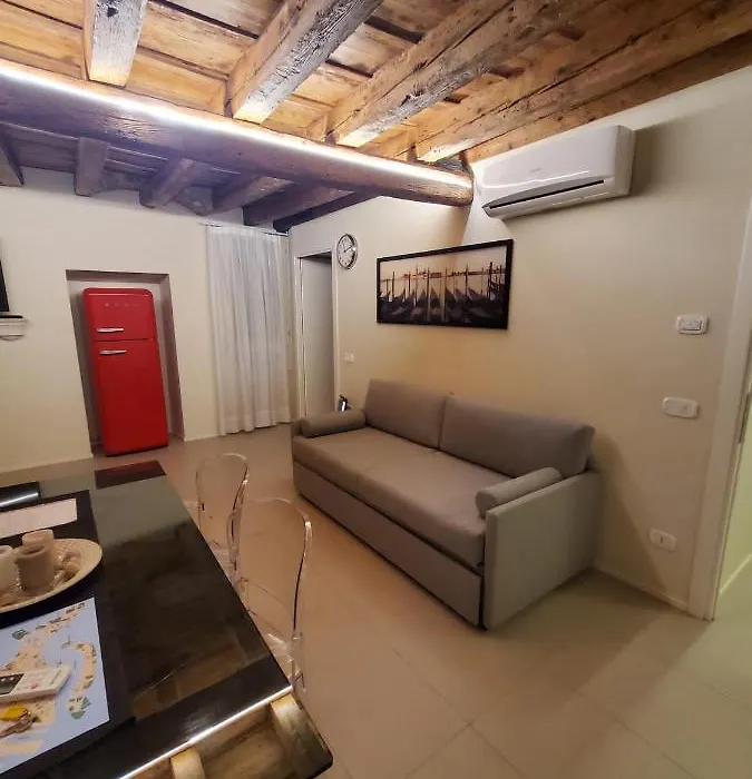 Gioiello di Venezia, Suite San Lio-1